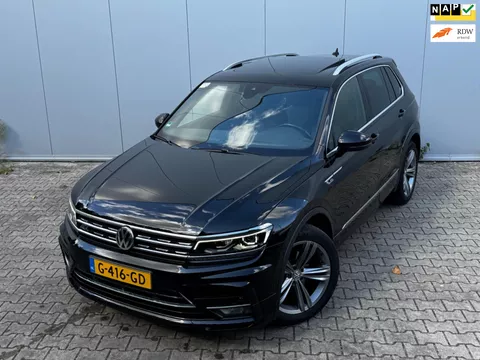 Volkswagen Tiguan 1.5 TSI HIGHLINE R-LINE PANORAMADAK 360 CAMERA CARPLAY VIRTUAL NAP NEDERLANDSE AUTO VOL LEDER LED