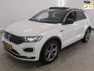 Volkswagen T-Roc 1.5 TSI R-LINE PANORAMADAK VIRTUAL LED STOELVERWARMING KEYLESS