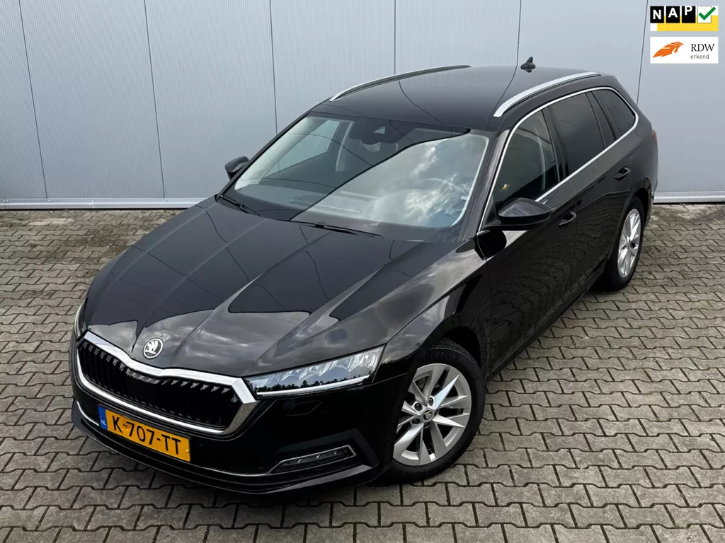 Skoda Octavia Combi 1.0 e-TSI BUSINESS TREKHAAK STOELVERWARMING RIJKLAAR NAP CARPLAY DEALER ONDERHOUDEN